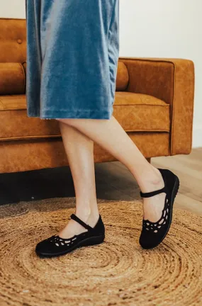 Agathis Koru Trans Black Velvet Nubuck