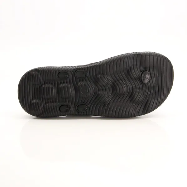 Black slipper for men