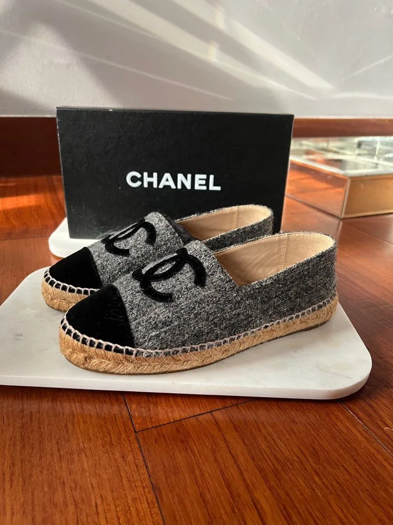 <b> CHANEL</b> <br>CC Espadrilles Tweed Velvet  38