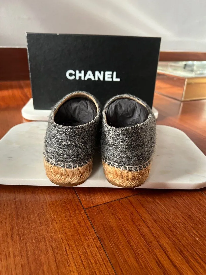 <b> CHANEL</b> <br>CC Espadrilles Tweed Velvet  38