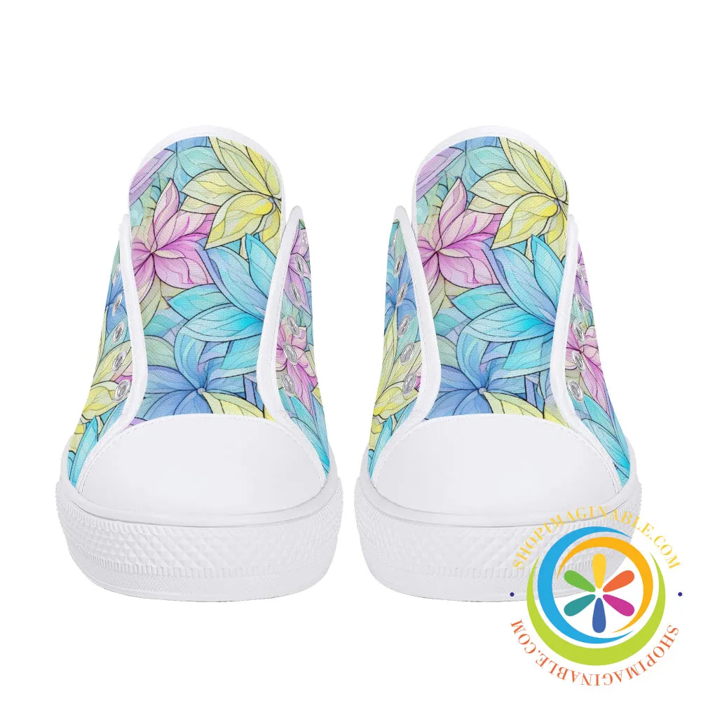 Striking Floral Ladies Low Top Canvas Shoes