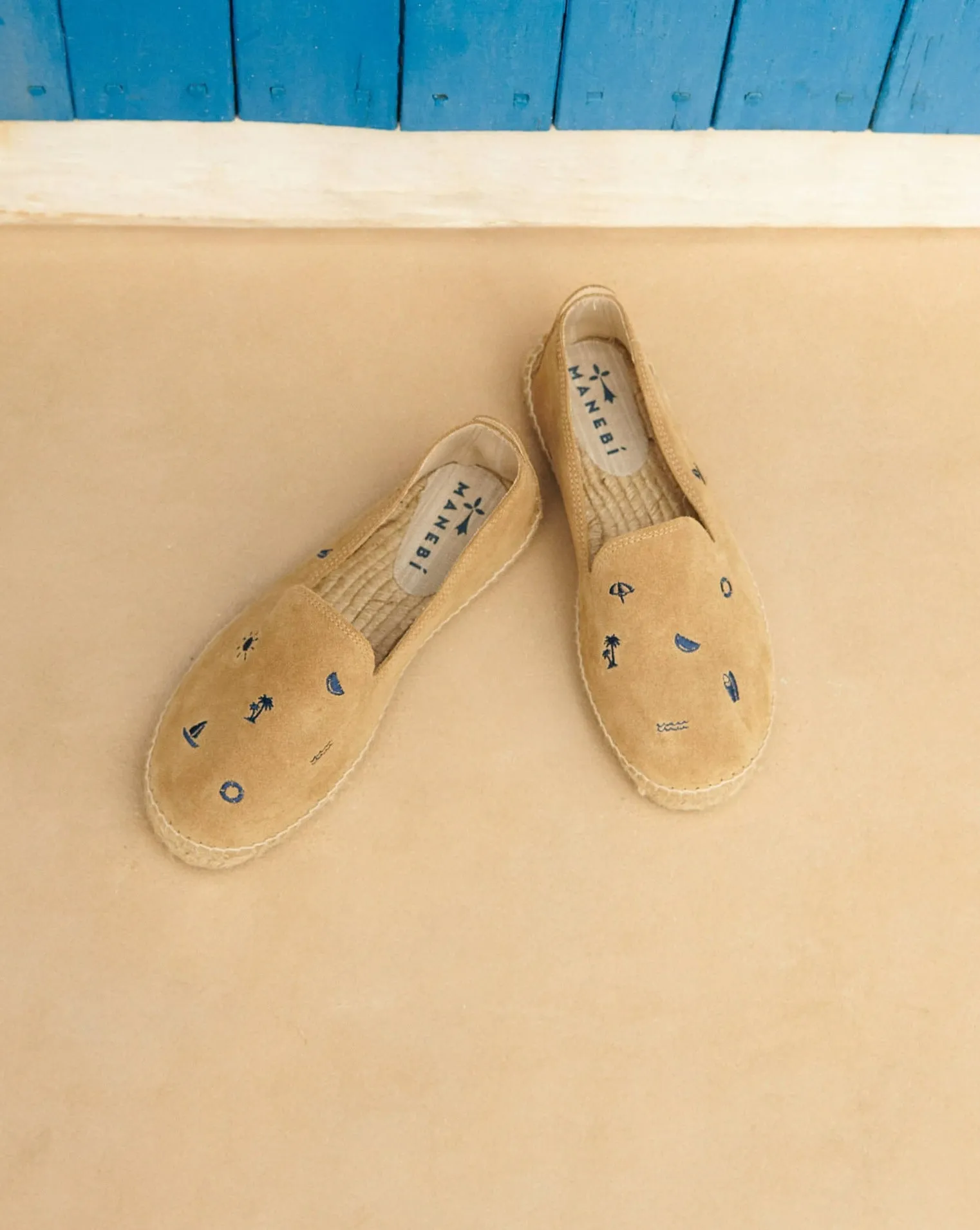 Suede Embroidered Espadrilles - Z56C0 - Palm Springs Washed Beige and Navy Summer Strickers