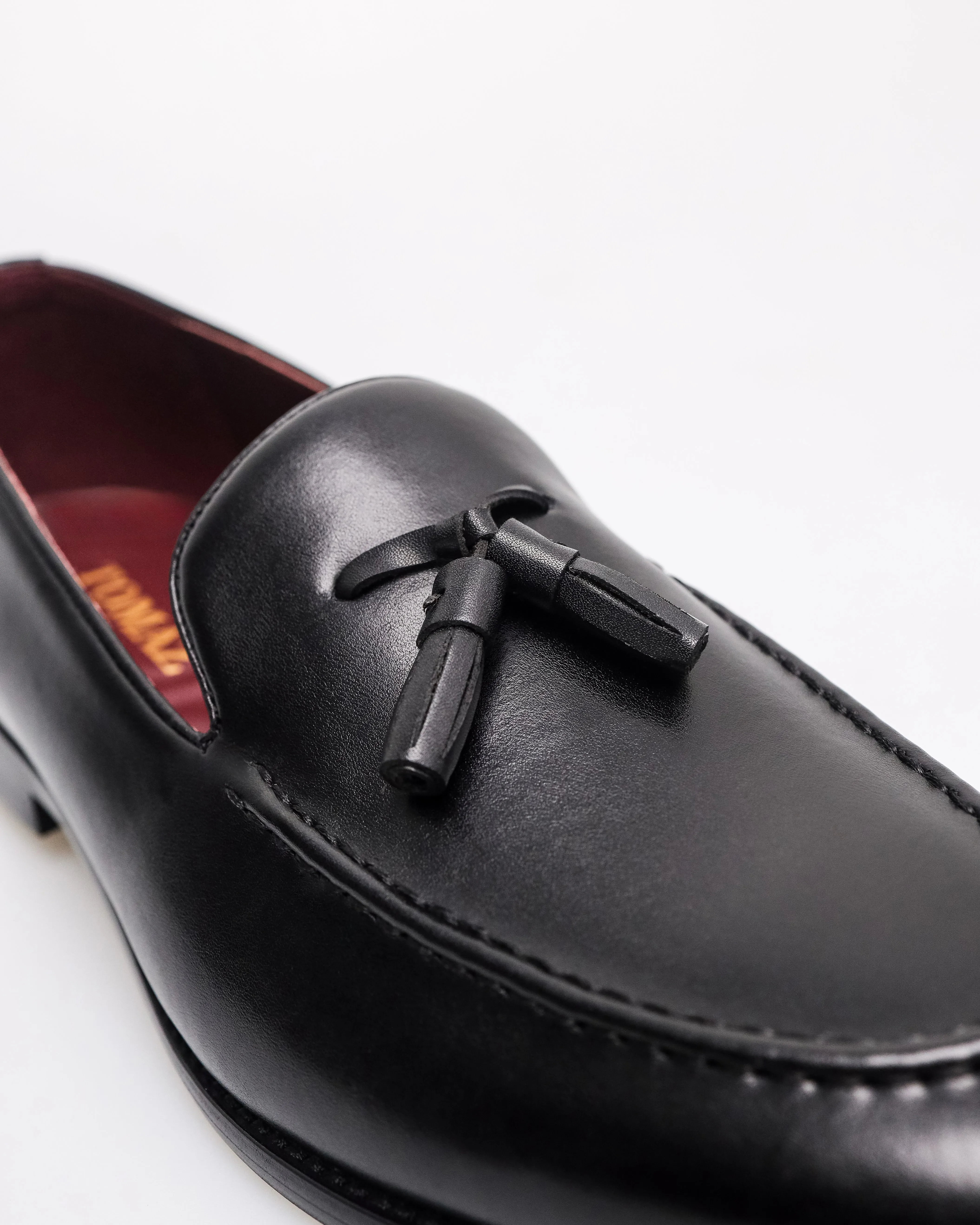 Tomaz HF116 Men's Classic Tassel Loafers